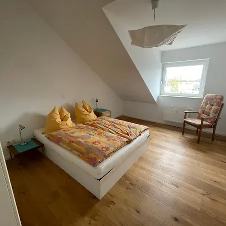 Ferienwohnung II Bonn Sternenburgstrasse 51 *